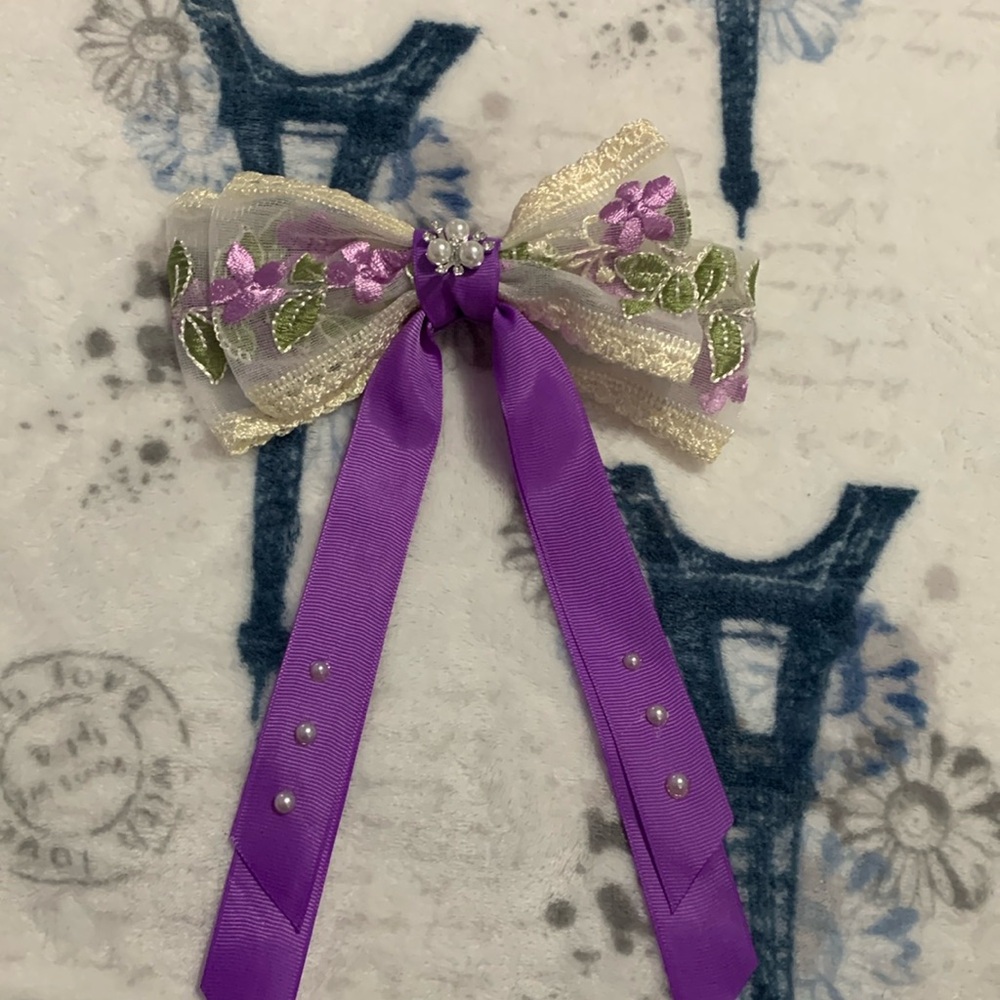 Handmade bow:)